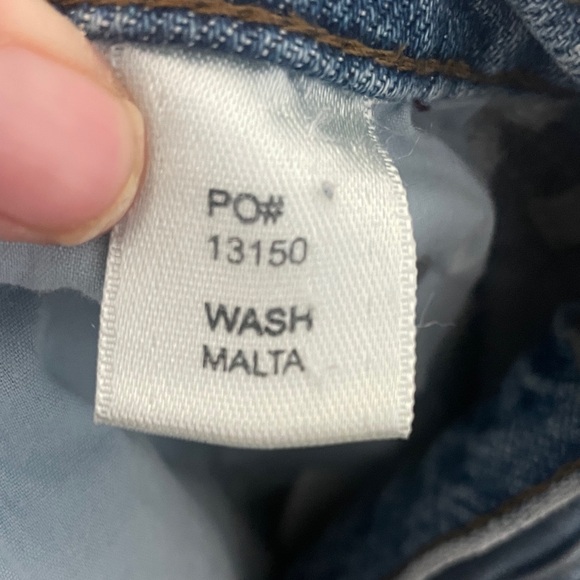 Reformation Jeans High Rise Button Fly Straight Leg Jeans Malta Wash Size 28 - Picture 8 of 8